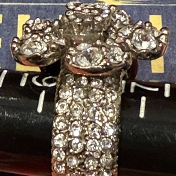 Genuine Chanel Floral Crystal Ring - Picture 9 of 10